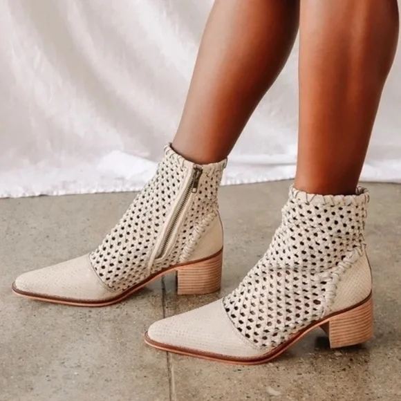 FREE PEOPLE In The Loop Woven Boots Size 37 - Picture 4 of 14